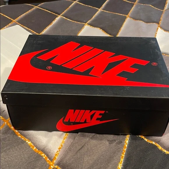 Nike High-Top Sneakers in Blue and Orange New York Knicks  Nike Air - Picture 10 of 13